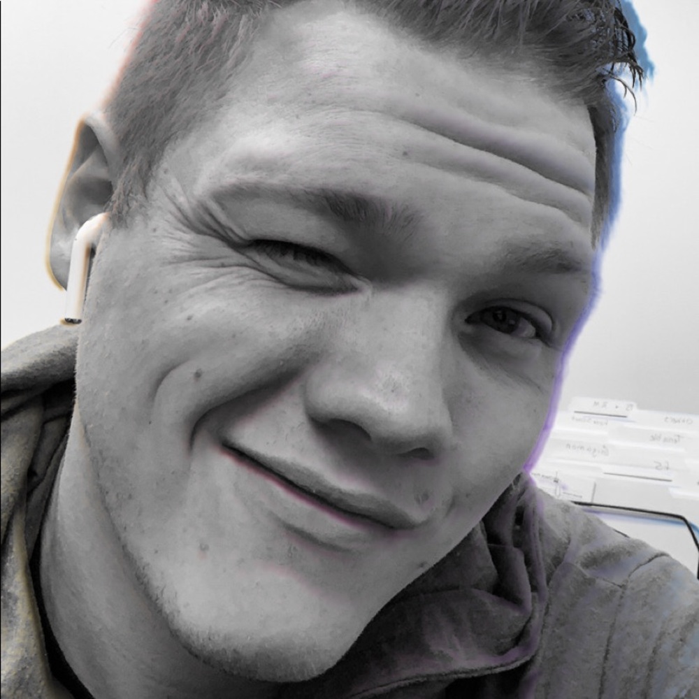 Meet your Posher, Alex